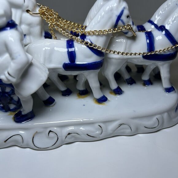 Vintage Deville Colonial/Victorian Porcelain Couple in 4 Horse Drawn Carriage - Picture 5 of 7